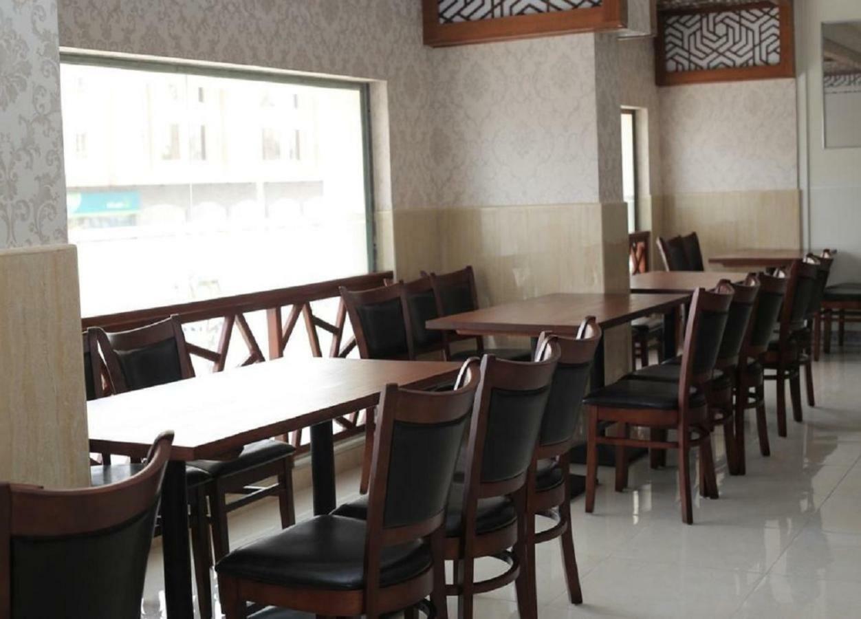 The 40Th Pearl Hotel Suites Jeddah Eksteriør billede