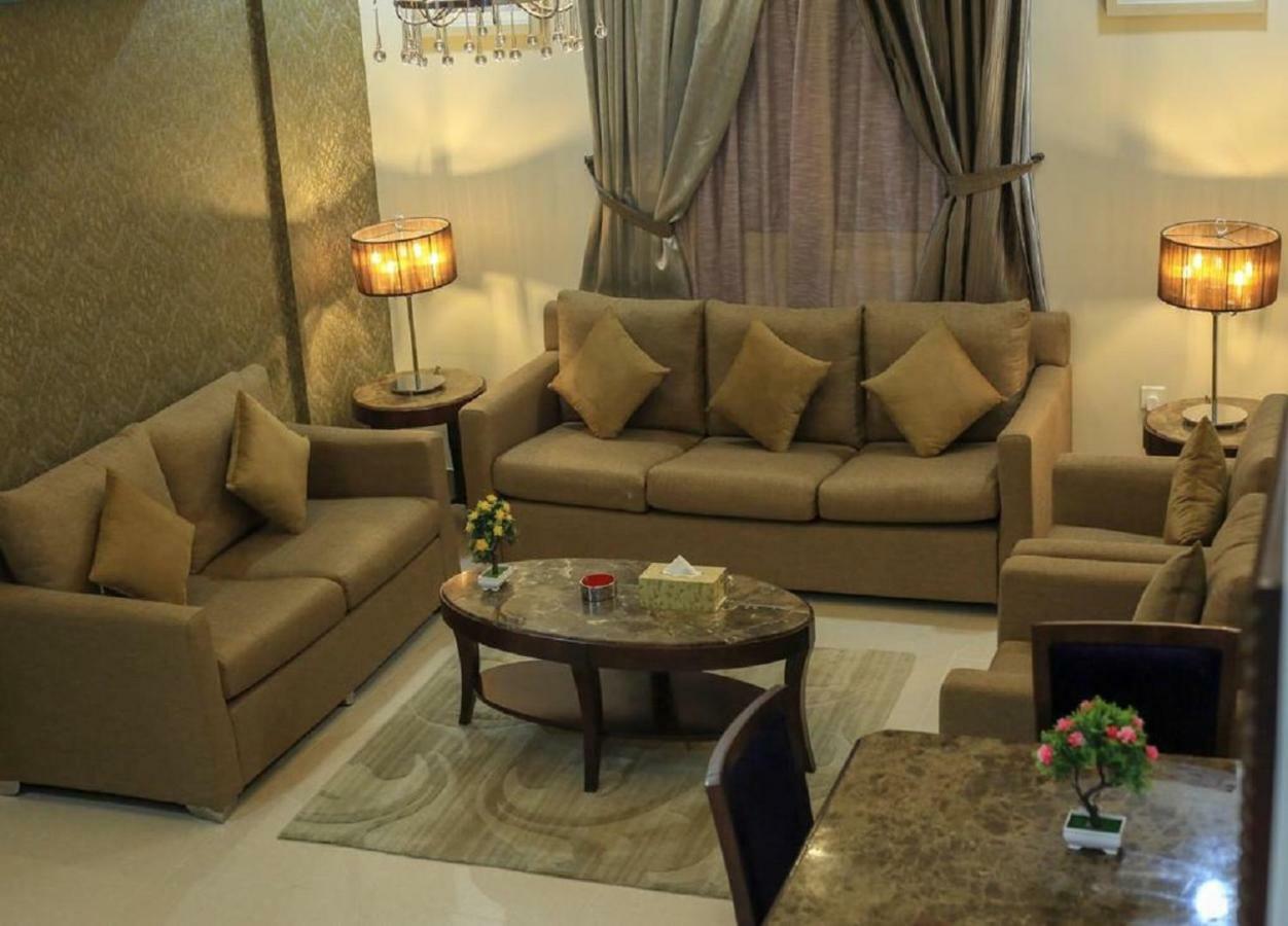 The 40Th Pearl Hotel Suites Jeddah Eksteriør billede
