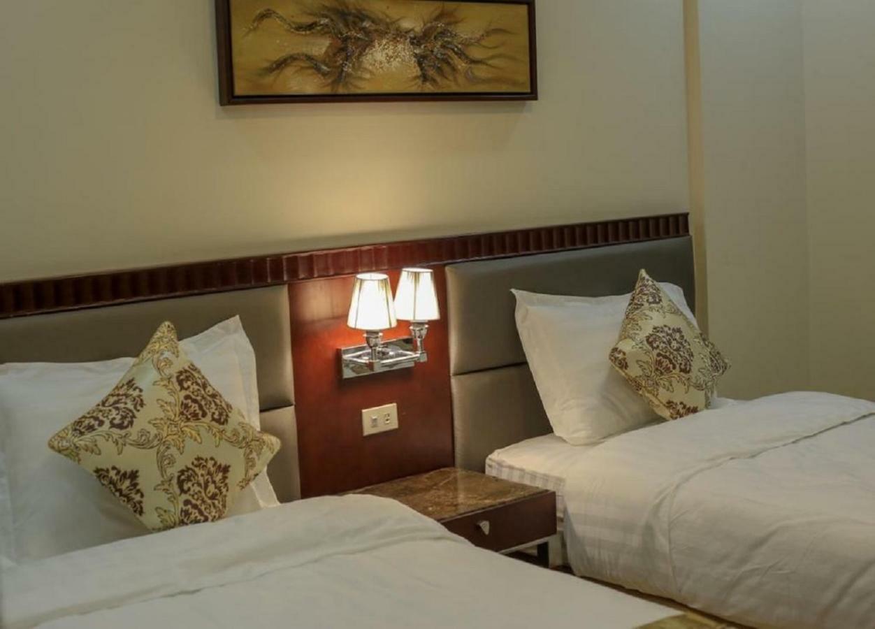 The 40Th Pearl Hotel Suites Jeddah Eksteriør billede